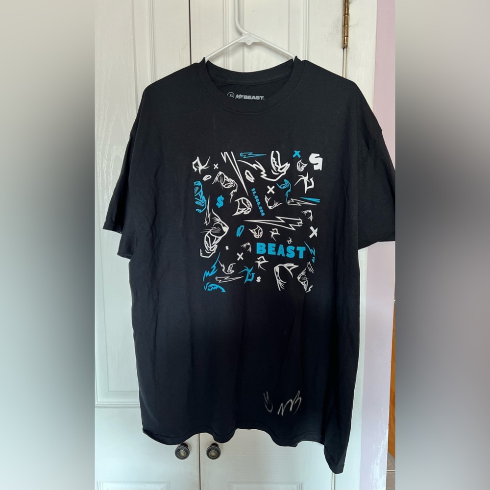 Collectible Mr. Beast 24 Hour Livestream XL T-shirt SIGNED BY MR. BEAST HIMSELF